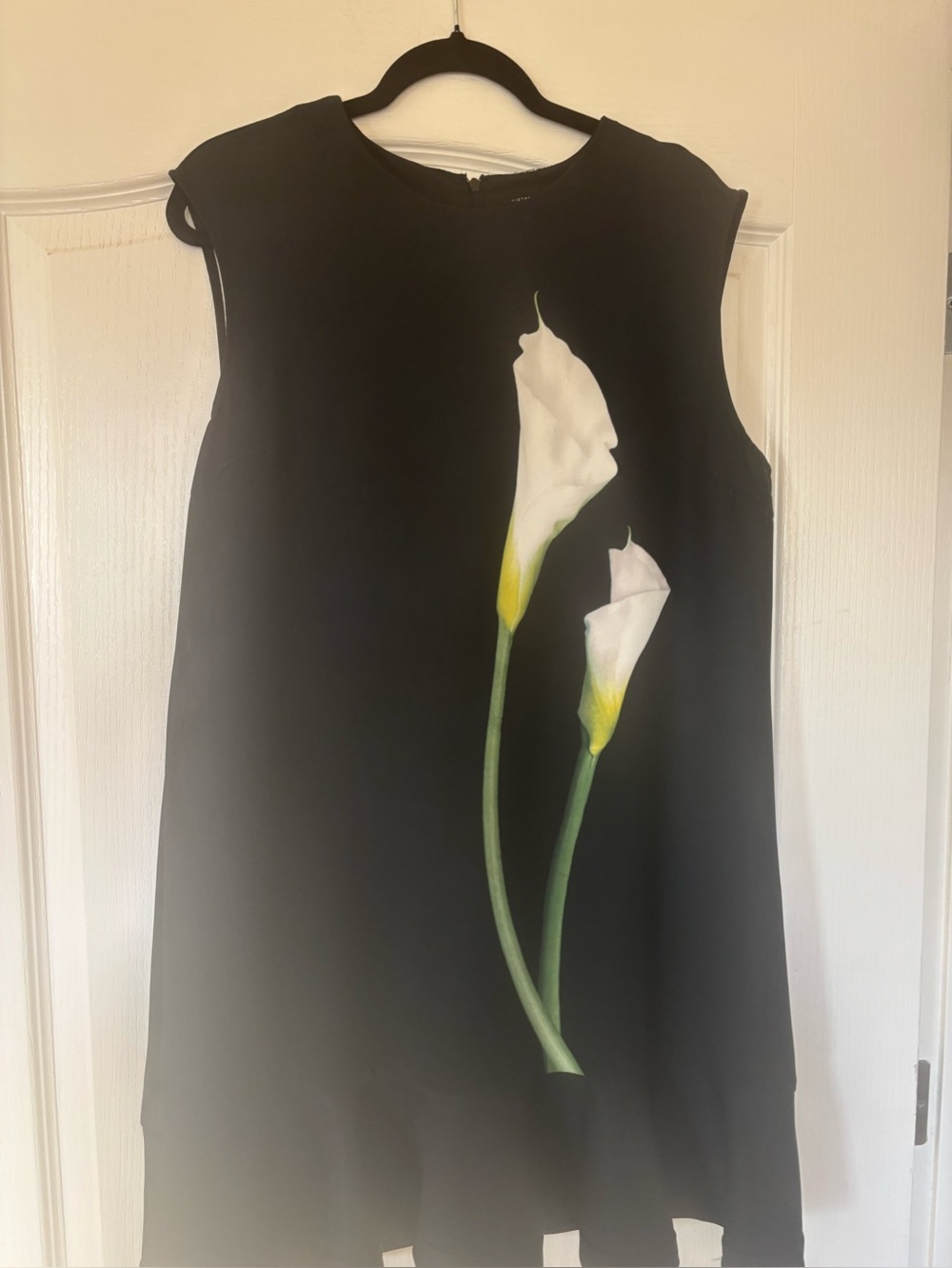 Victoria Beckham for Target Black Mini Dress with White Calla Lily Print - Picture 4 of 4